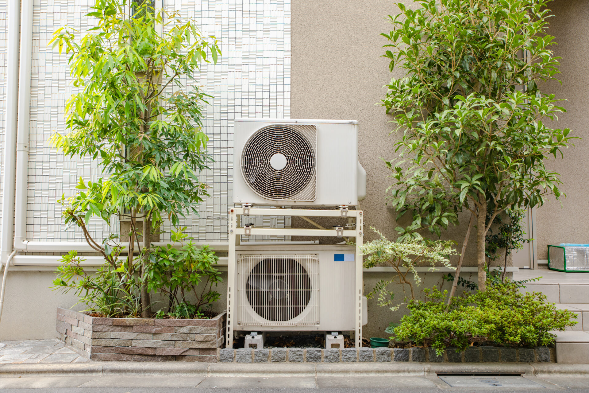 室外機を掃除しないと騒音